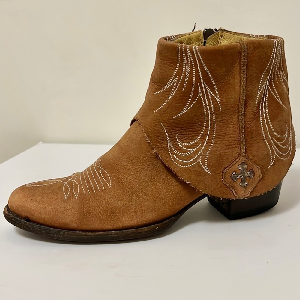 Old Gringo Camel Color With Ornate Shoe Sleeve/Cover around the Ankle Bootie 7.5